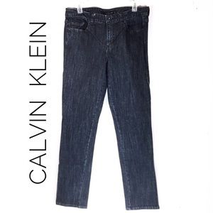 Calvin Klein Jeans Pencil Fit Dark Wash